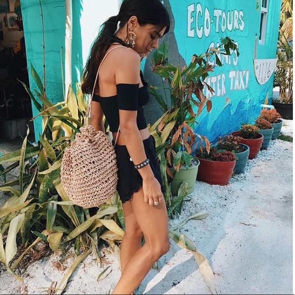 'Dylan' Off Shoulder Crop Top - Black - Picture 8 of 8